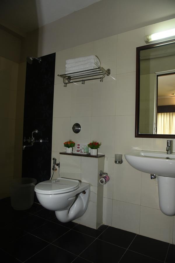 Hotel Pearl International Chennai Eksteriør billede